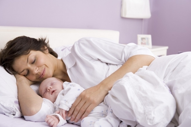Заспокійливі засоби для годуючих мам немовлят: натуральні седативні