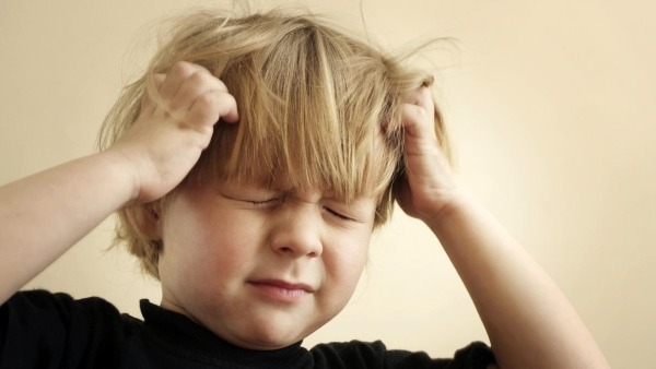 Головний біль у дітей: причини, що робити, якщо у дитини болить голова
