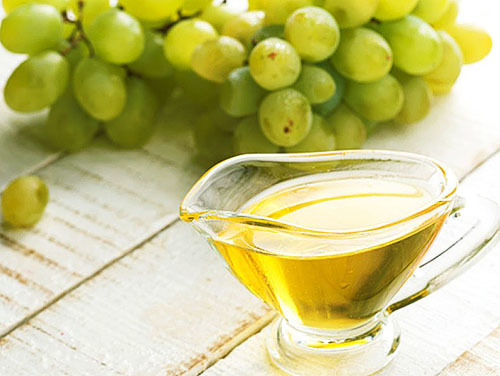 Масло виноградних кісточок: властивості і застосування, користь і шкода продукту, протипоказання