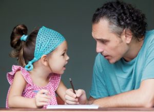 Роль батька для дівчинки: чому може навчити тільки тато