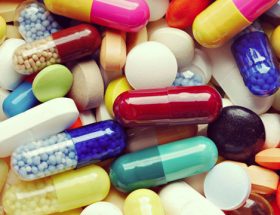 Як зібрати дорожню аптечку: список препаратів, особливості перевезення, корисні поради