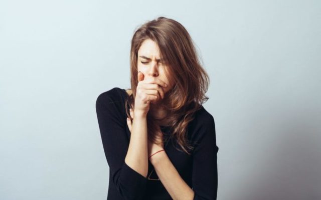 Причини кашлю без застуди у дорослого і дитини: від чого буває, при яких захворюваннях