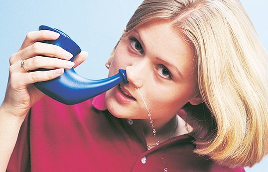 Промивання носа ромашкою при нежиті і гаймориті: як правильно і чи можна?