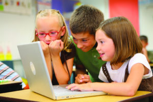 Digital natives: як вчити сучасних дітей?