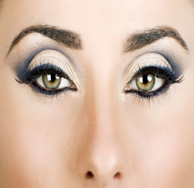 Бірюзові очі: порядок нанесення макіяжу, вибір відтінків для макіяжу