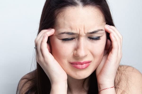 Як відрізнити біль при мігрені від інших видів головного болю? | ОкейДок