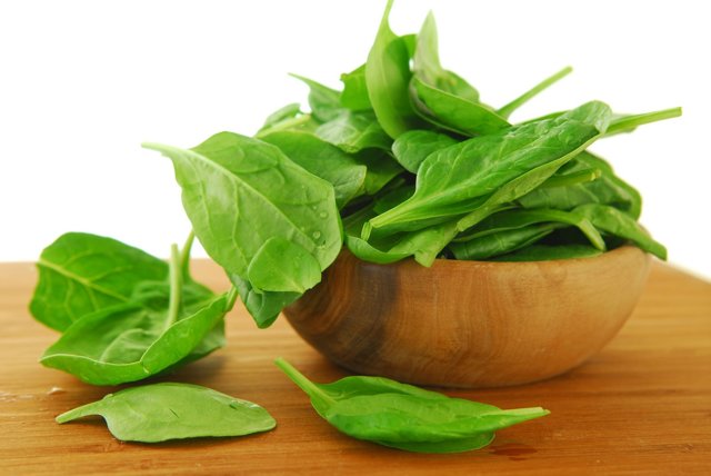 Корисні властивості і склад шпинату, його харчова цінність і правила приготування, шкода шпинату