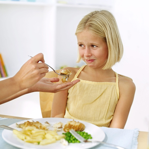 Чому однорічна дитина погано їсть і як лікувати дитячу анорексію
