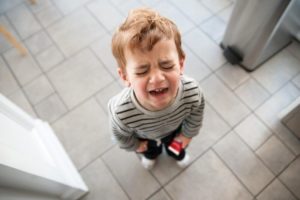 7 способів зупинити дитячі істерики
