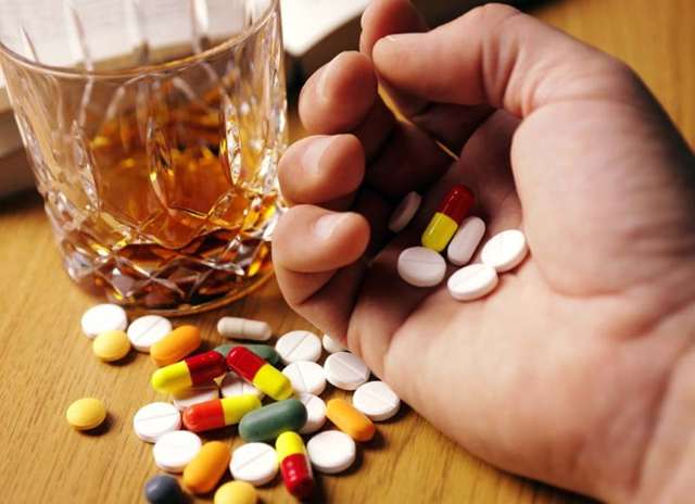 Офлоксацин і алкоголь: сумісність, наслідки, через скільки можна пити