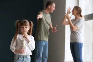 10 фраз, які не можна говорити дітям при розлученні