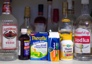 Терафлю і алкоголь: сумісність, через скільки можна пити, наслідки