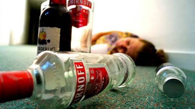 Алкогольне отруєння: препарати і засоби народної медицини для лікування алкогольного отруєння