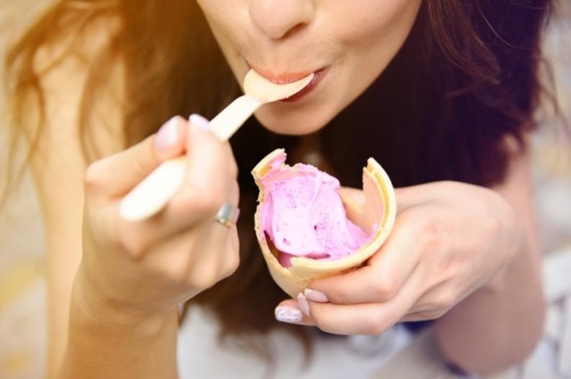 Корисні властивості морозива, калорійність морозива, шкода від морозива