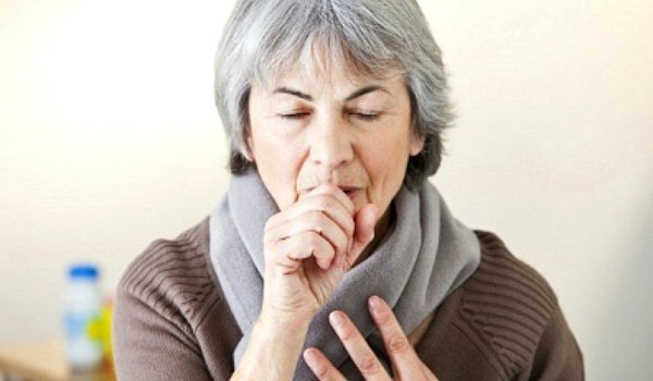 Причини виникнення кашлю у літніх людей