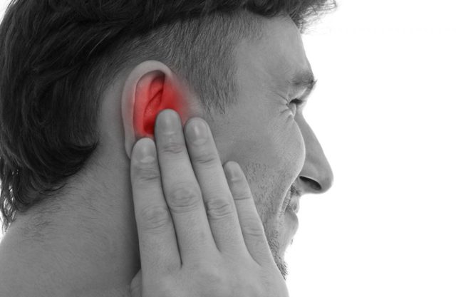 Шум у вухах після застуди: що робити, види і причини