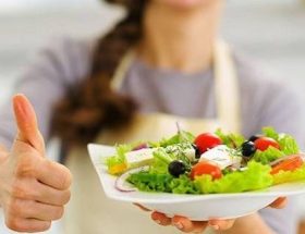 Що можна їсти при розладі шлунка: поради по харчуванню, лікувальний меню