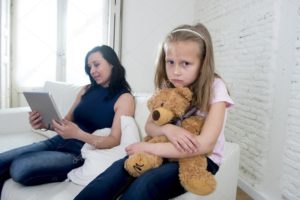 10 наслідків нестачі батьківської уваги