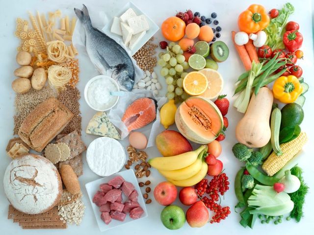 Які продукти знижують тиск: дієта при гіпертонії і правила харчування