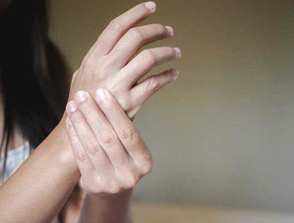 Поліартроз: що це таке, симптоми і лікування, ураження кистей рук та інших суглобів