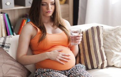 Як позбутися від печії при вагітності: народні засоби і дієта при печії у вагітних