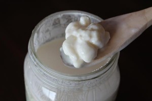 У чому полягає користь молочного гриба, чи є шкода від вживання молочного гриба?