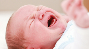 Тремор у новонародженого: чому у новонароджених тремтить, руки і ноги