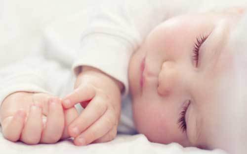 Скільки повинен спати дитина, скільки спить немовля, скільки спить новонароджена дитина