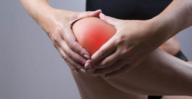 Артралгія колінного суглоба: симптоми, лікування, причини та діагностика