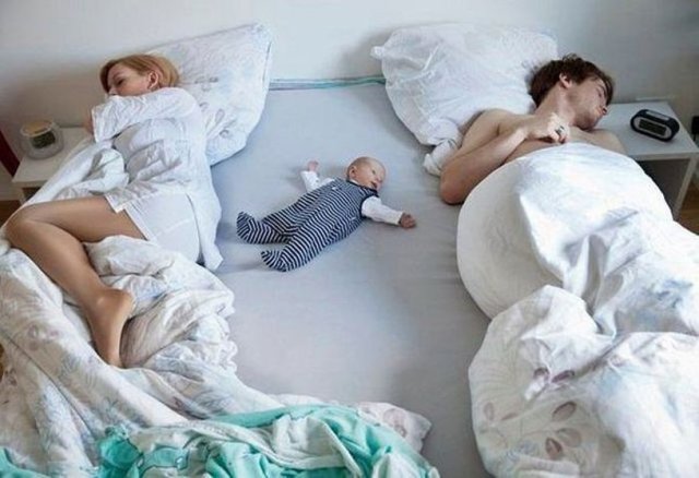 Спільний сон з дитиною: за і проти, як відучити дитину спати з мамою