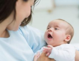 Нежить у грудничка: лікування нежиті у дитини до року, лікування нежиті у новонароджених