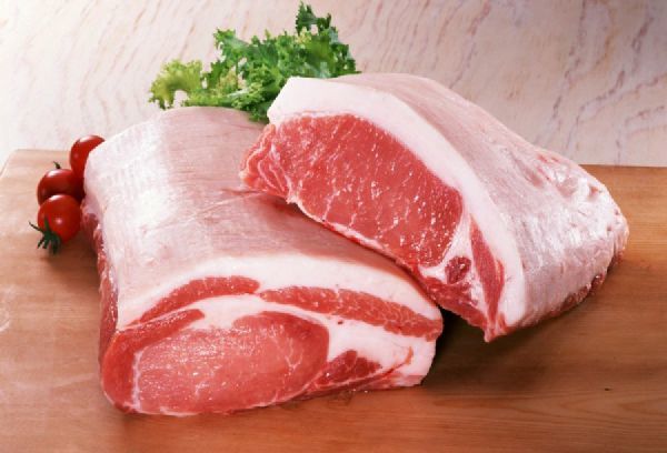 Користь і шкода свинини для організму, калорійність свинини, протипоказання до вживання