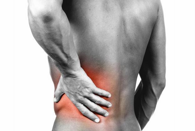 Біль в лівому боці на рівні талії спереду і зі спину у чоловіків і жінок: причини