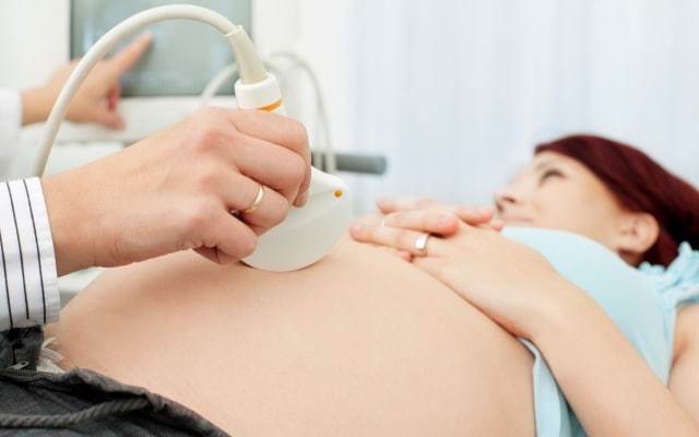 Переношена вагітність: причини, симптоми, наслідки, ведення пологів