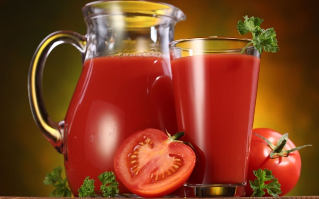 Корисні властивості томатів, хімічний склад і харчова цінність, шкода і протипоказання.