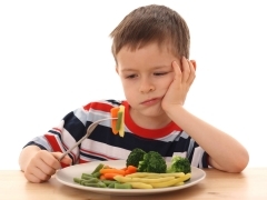 Дієта при отруєнні у дітей: чим годувати дитину, меню, харчування після отруєння
