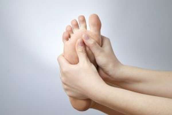 Перелом пальця на нозі: причини, діагностика, перша допомога, лікування