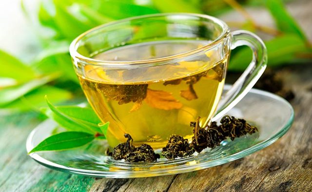 Зелений чай -чи користуються і шкода, склад, сфери застосування, протипоказання до вживання.