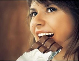 Шоколад при гастриті: чи можна їсти, які види продукту заборонені, користь