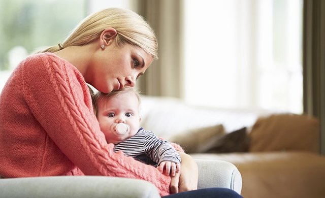 Заспокійливі засоби для годуючих мам немовлят: натуральні седативні
