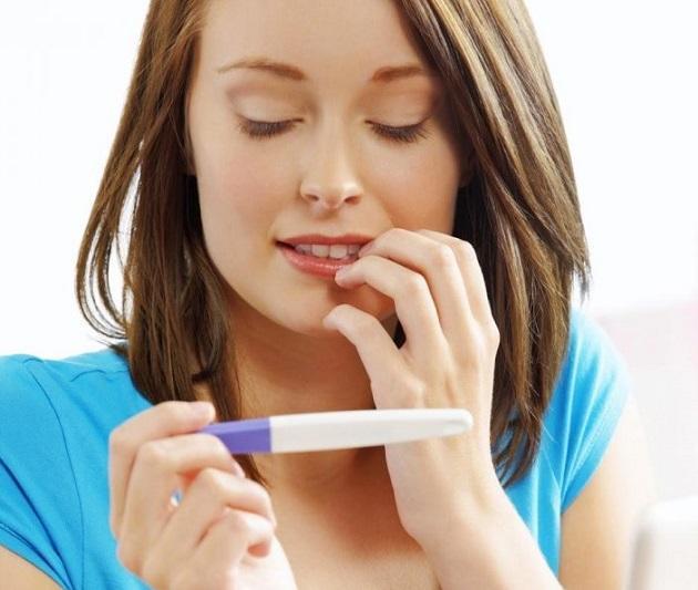 Чи можна завагітніти під час місячних: ознаки вагітності на ранніх термінах