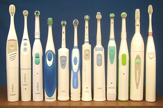 Шкода і користь електричної зубної щітки, антицелюлітного масажера, пилососа з uv-лампою, електронного термометра