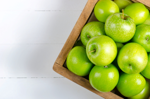 Користь яблук, калорійність яблук, протипоказання, як вибрати і зберігати яблука.