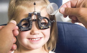 Міопія у дітей: ступеня міопії, причини короткозорості, лікування і корекція міопії за допомогою окулярів і контактних лінз, профілактика короткозорості 
