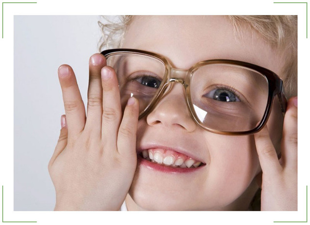 Чи потрібні окуляри при спазмі акомодації: як вилікувати спазм акомодації у підлітка?