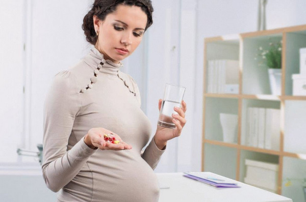 Трахеїт при вагітності: як і чим лікувати, небезпека для плода