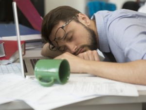 Недосипання призводить до частих застуд