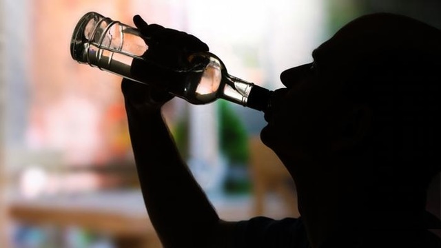 Ацикловір і алкоголь: сумісність речовин, можна чи ні, наслідки