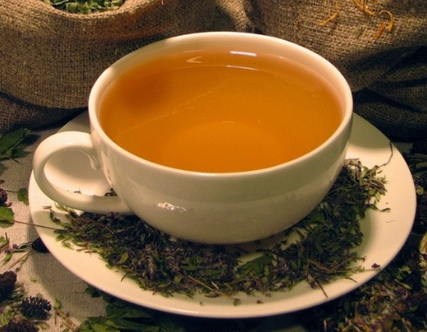 Що можна пити при виразці шлунка: дозволені напої, користь трав'яних чаїв