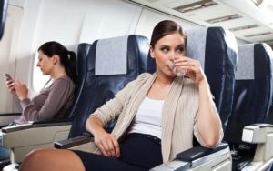 Як літати з комфортом і без стресу: поради стюардеси